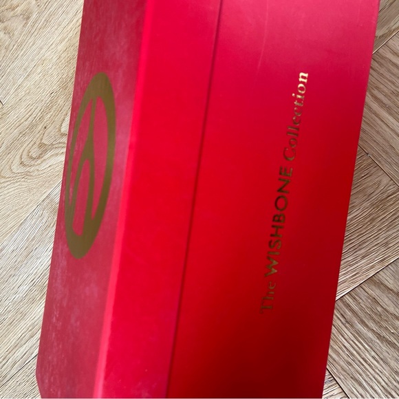 [Brand New] The WISHBONE Collection / Jaclyn /Pink Faux Fur sandal / Size 9 - Picture 7 of 12